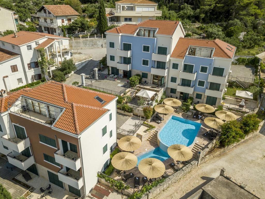 Apartment Livia 斯拉汀 外观 照片